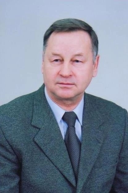Сегодня свой 80-летний юбилей отмечает Анатолий Николаевич Кряженков - почётный гражданин Алексеевского городского округа, член Союза журналистов и Союза писателей, краевед.