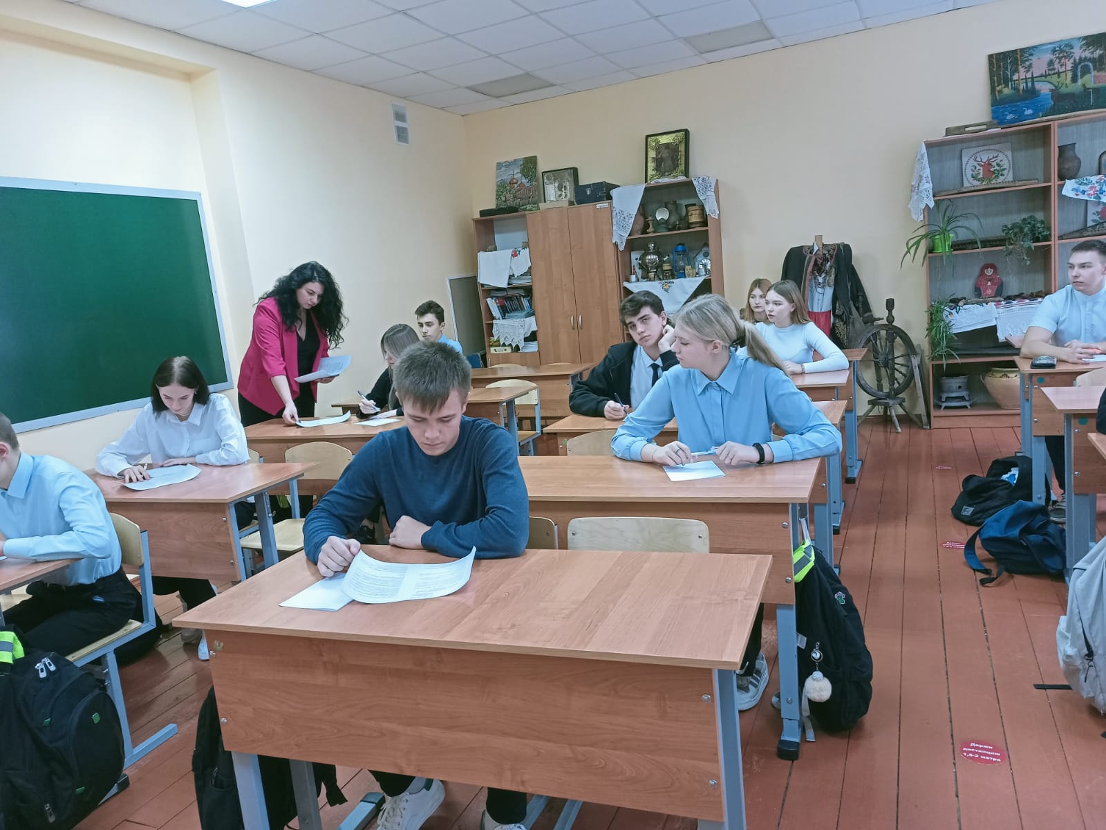 В Алексеевских школах проходит первый этап олимпиады «Софиум».