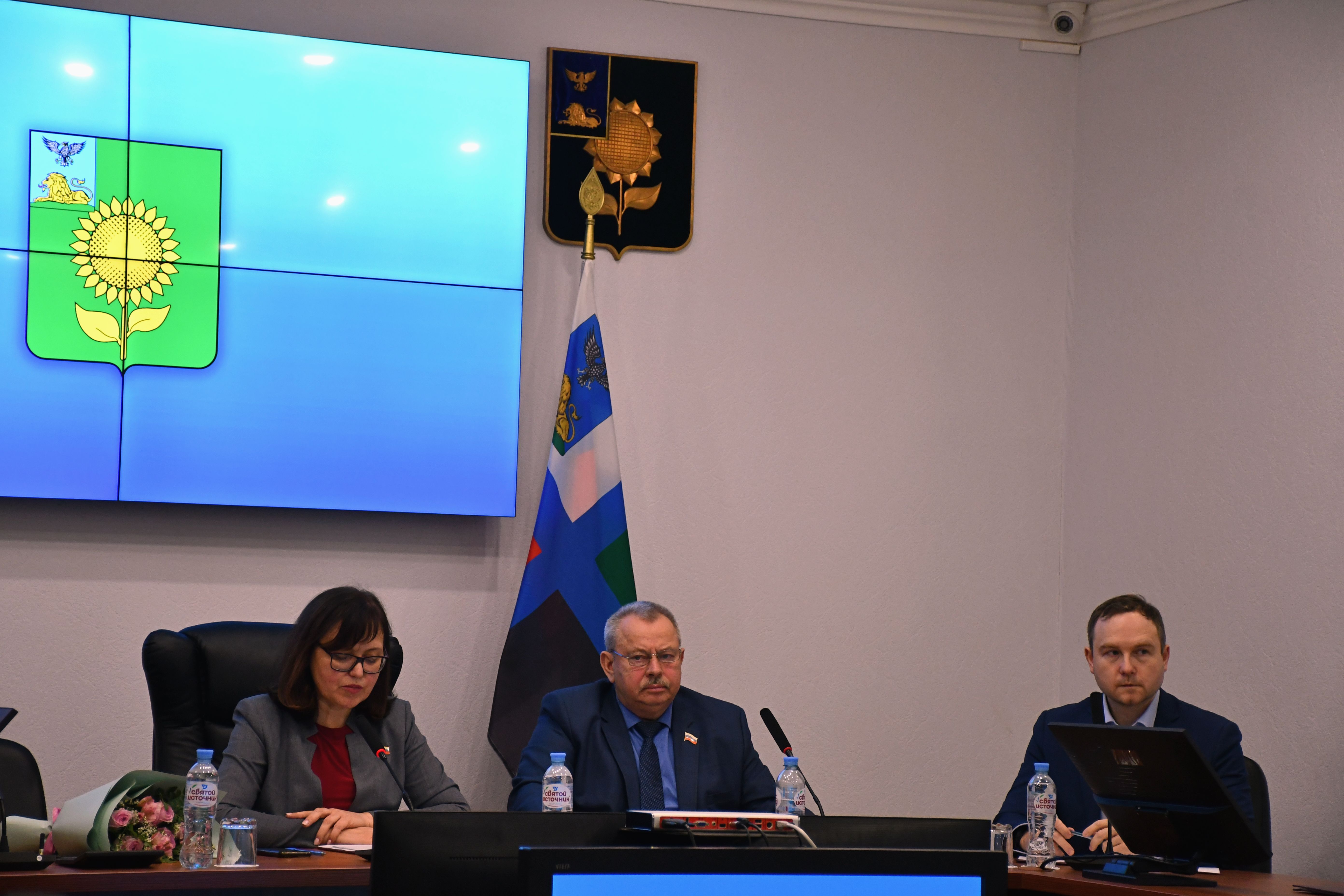 Сегодня, 31 января состоялось пятидесятое внеочередное заседание Совета депутатов.