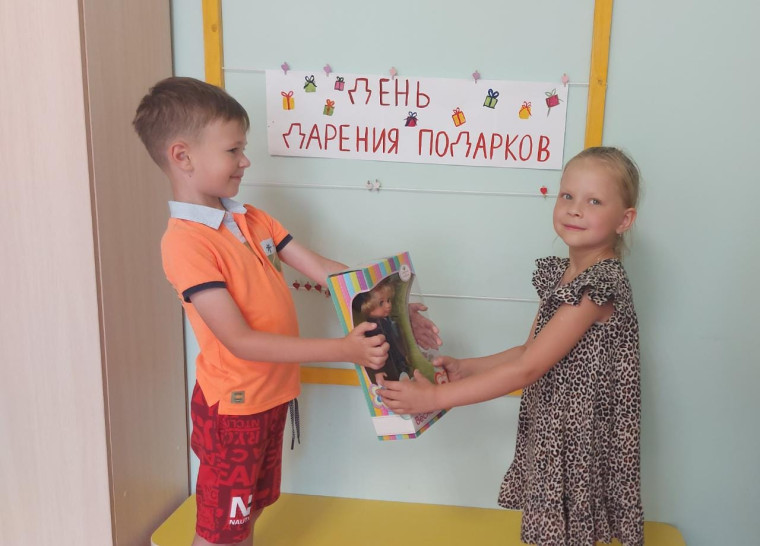 День дарения подарков отметили в детских садах Алексеевского городского округа.