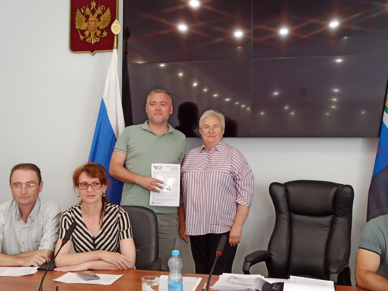 20 июля Алексеевская ТИК зарегистрировала первых кандидатов в депутаты Совета депутатов Алексеевского городского округа второго созыва.