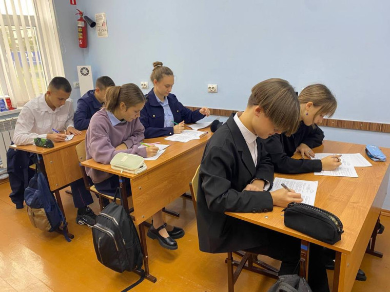 В Алексеевских школах проходит первый этап олимпиады «Софиум».